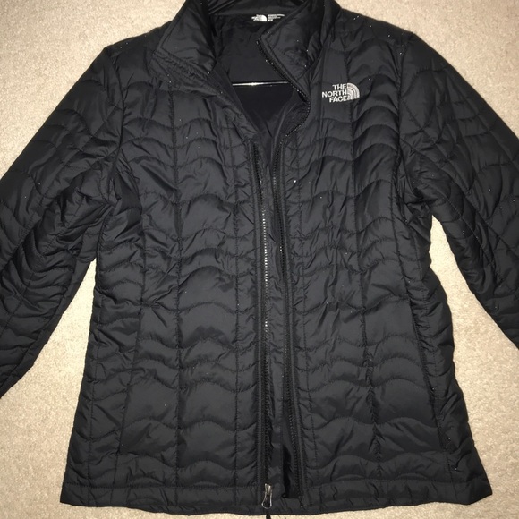 the north face thin jacket